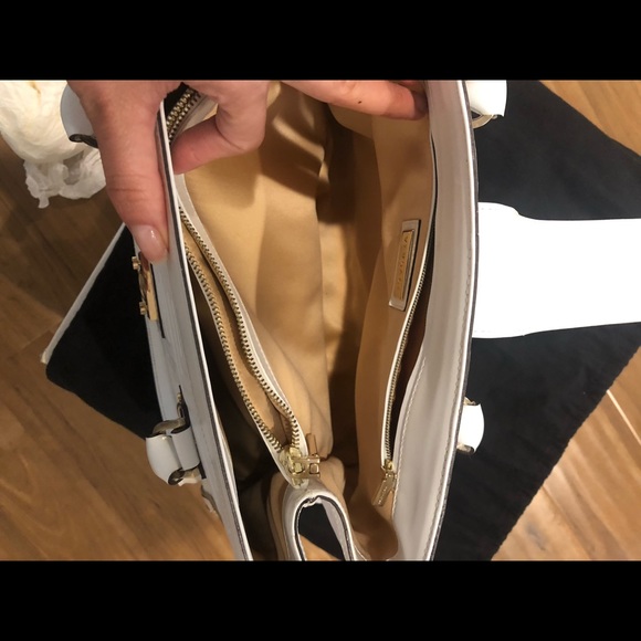 Sold!! - Picture 3 of 8